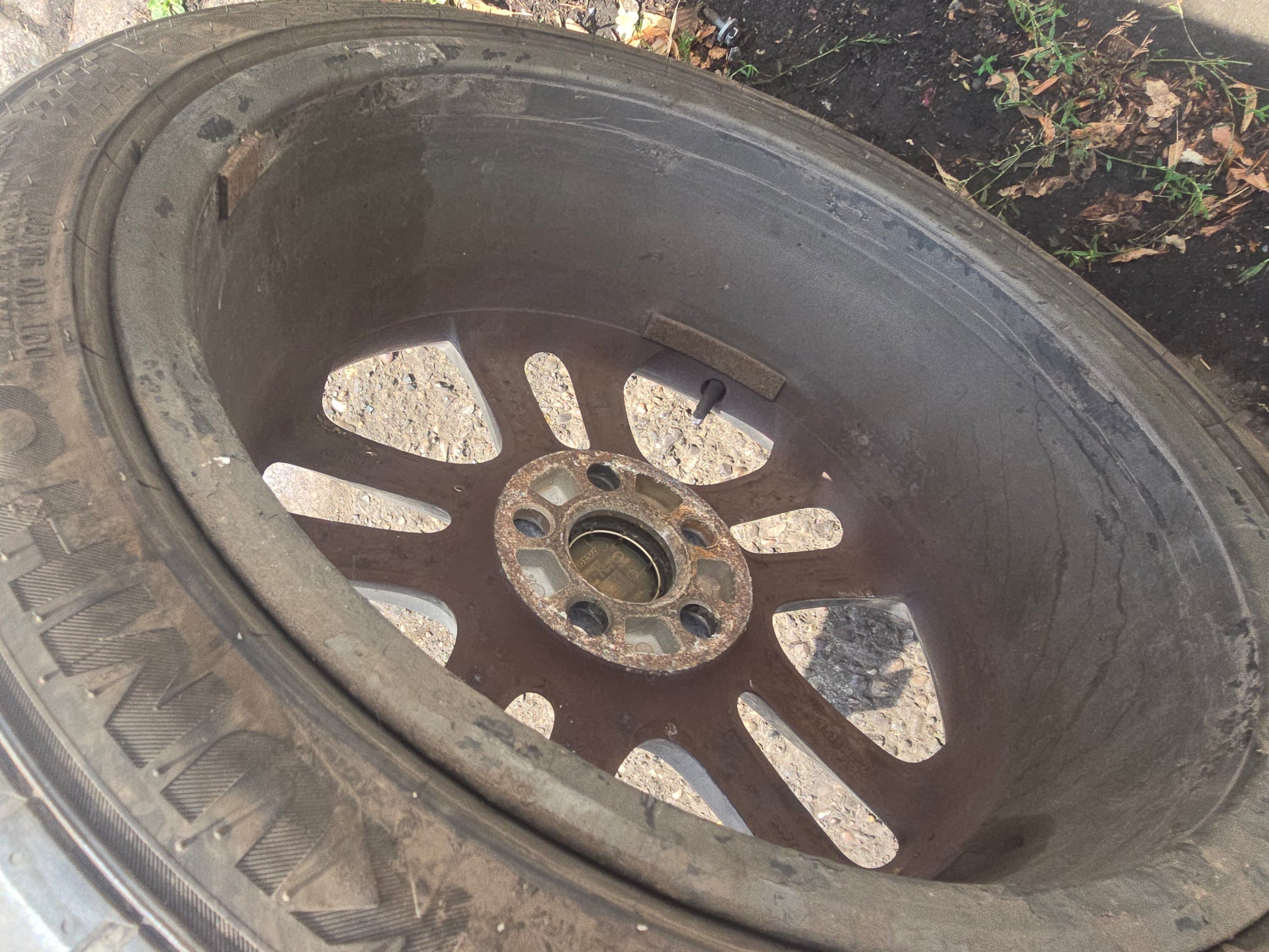 2010-2013 Volvo C30 Alloy Wheel 30672919