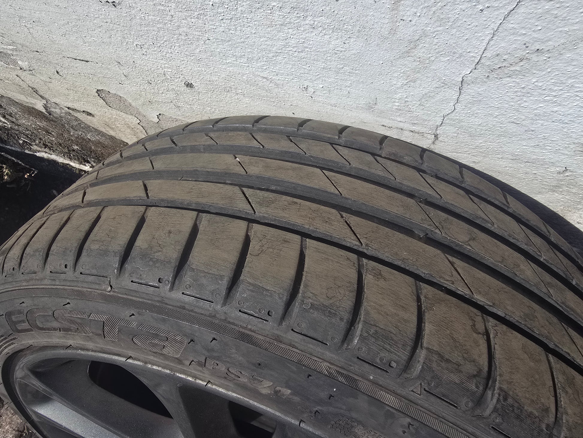 2010-2013 Volvo C30 Alloy Wheel 30672919