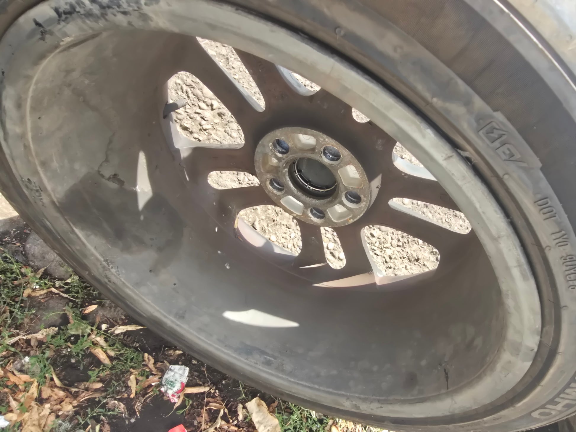 2010-2013 Volvo C30 Alloy Wheel 30672919