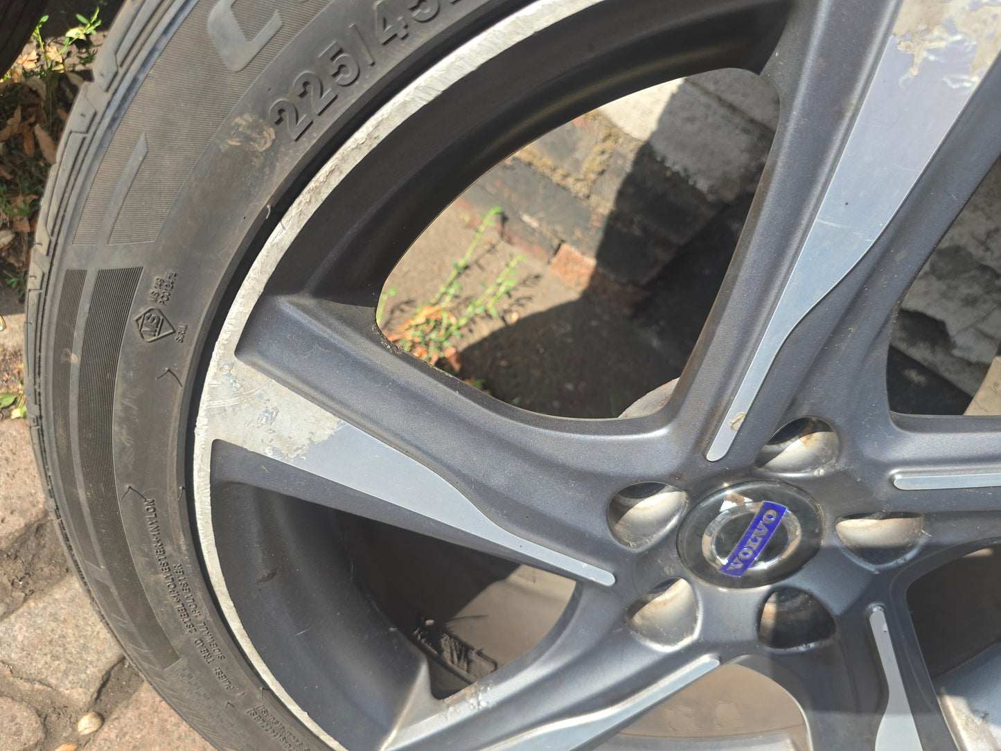 2014 Volvo V40 R-Design Ixion 17" Alloy Wheel 31423521