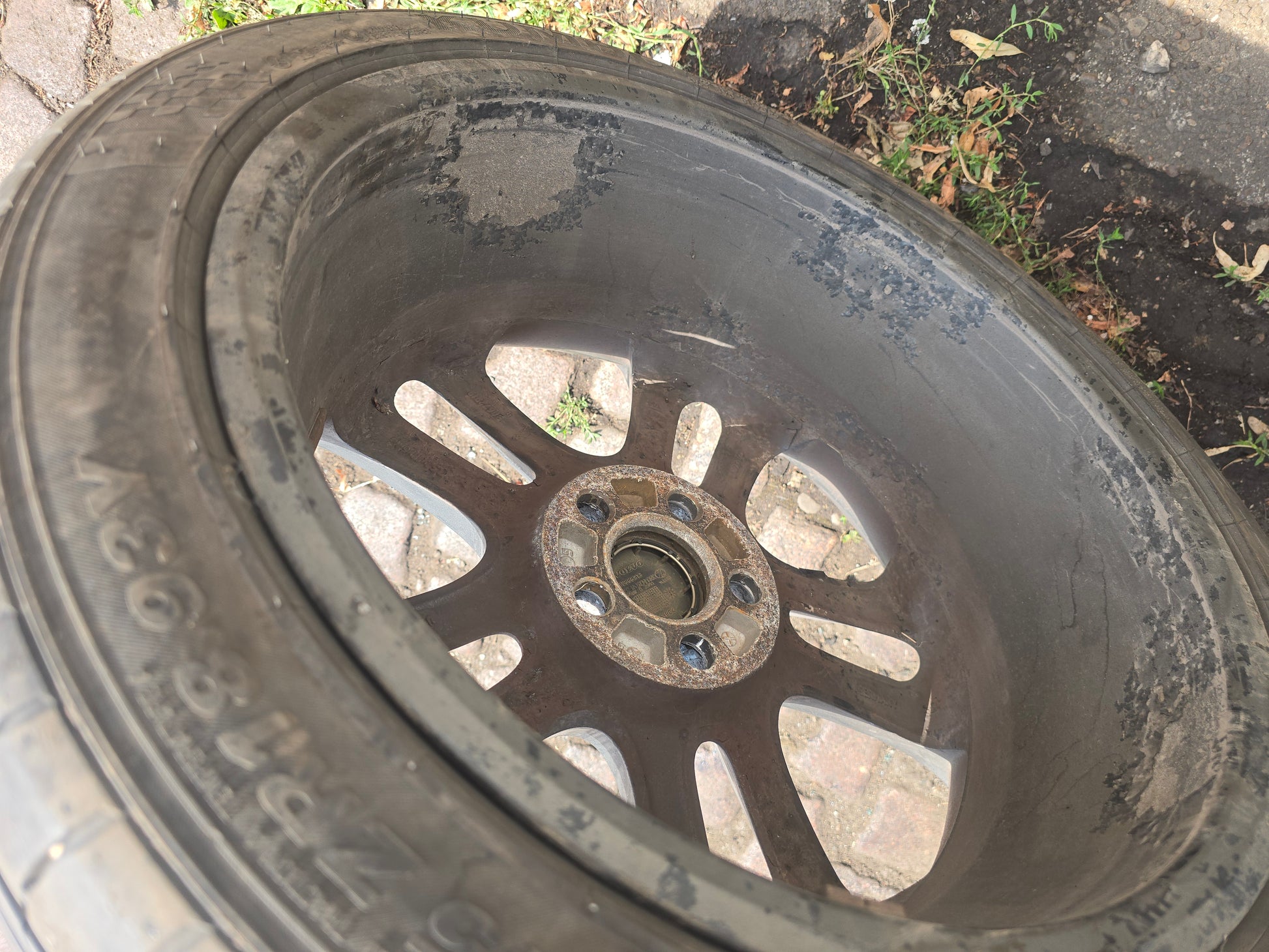 2010-2013 Volvo C30 D2 Alloy Wheel 30672919