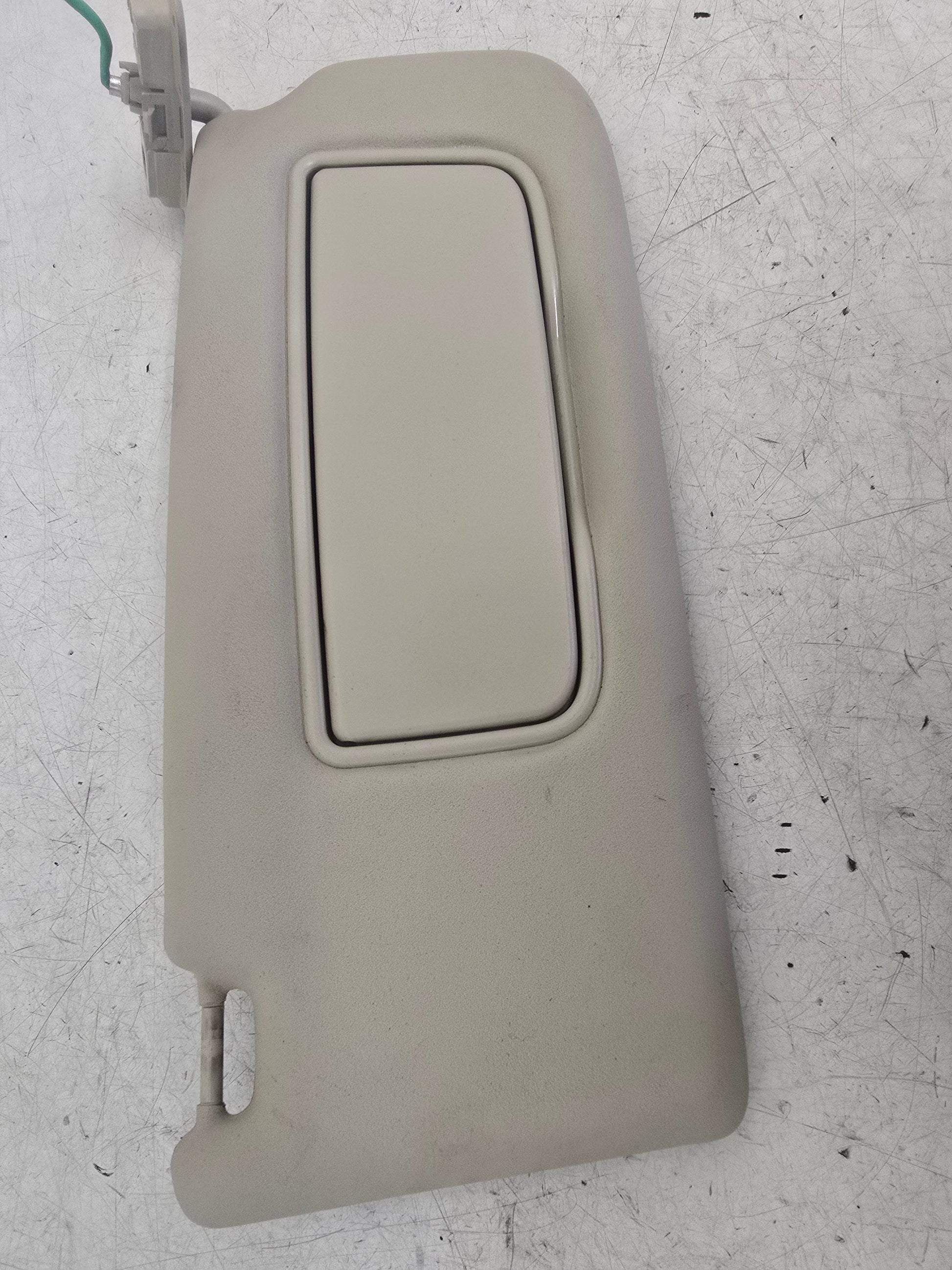 2011 Volvo XC60 Right Driver Side Sun Visor Red 2.4D
