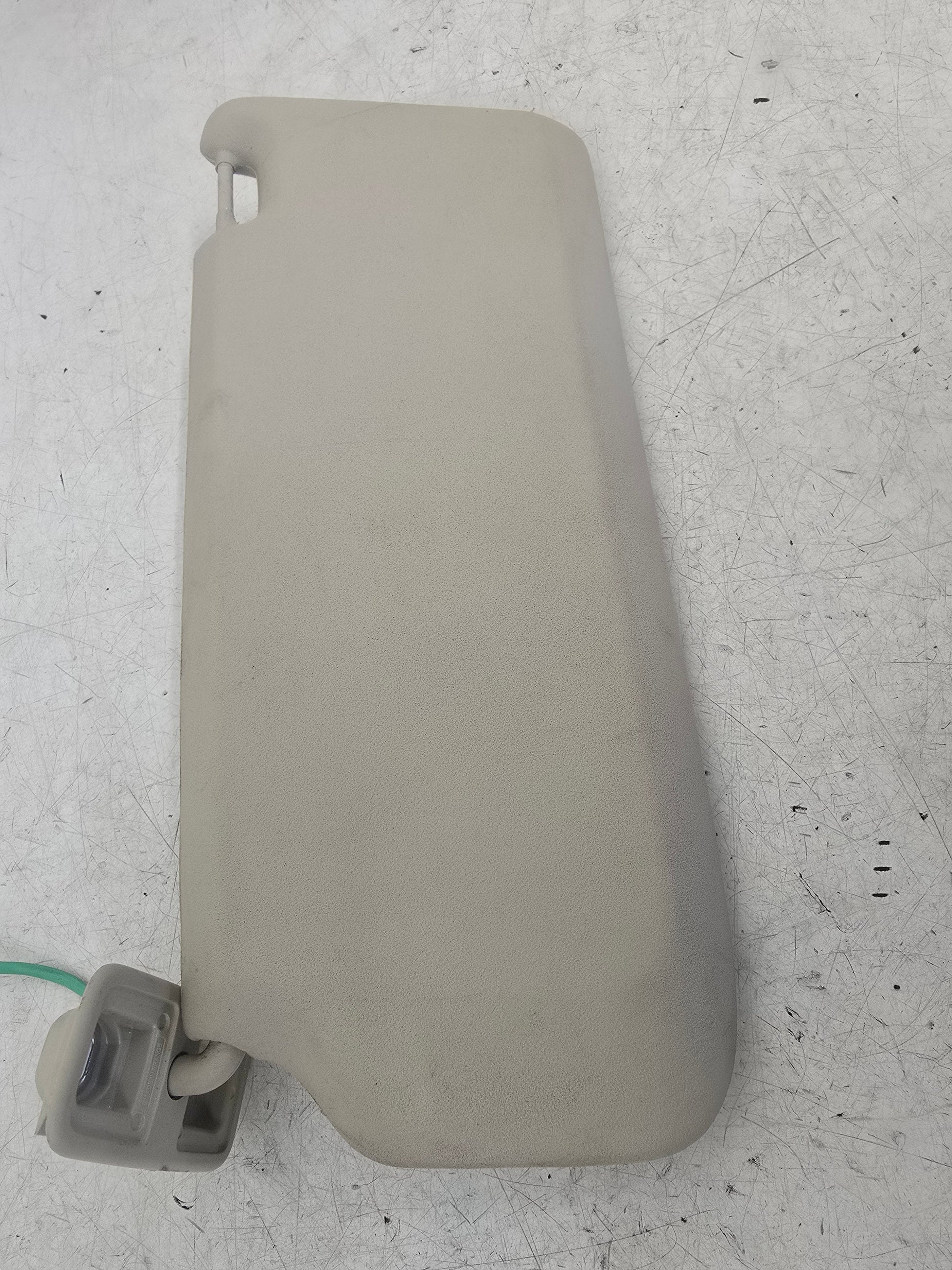 2011 Volvo XC60 Right Driver Side Sun Visor Red 2.4D