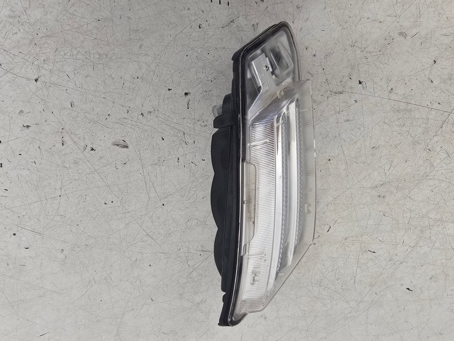 2011 Volvo XC60 Left Daytime Running Light 31290873