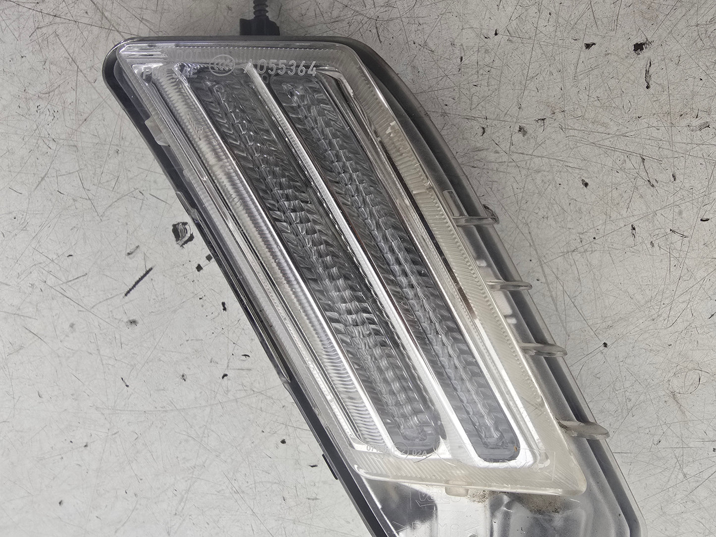 2011 Volvo XC60 Right Driver Side Daytime Running Light 31290874