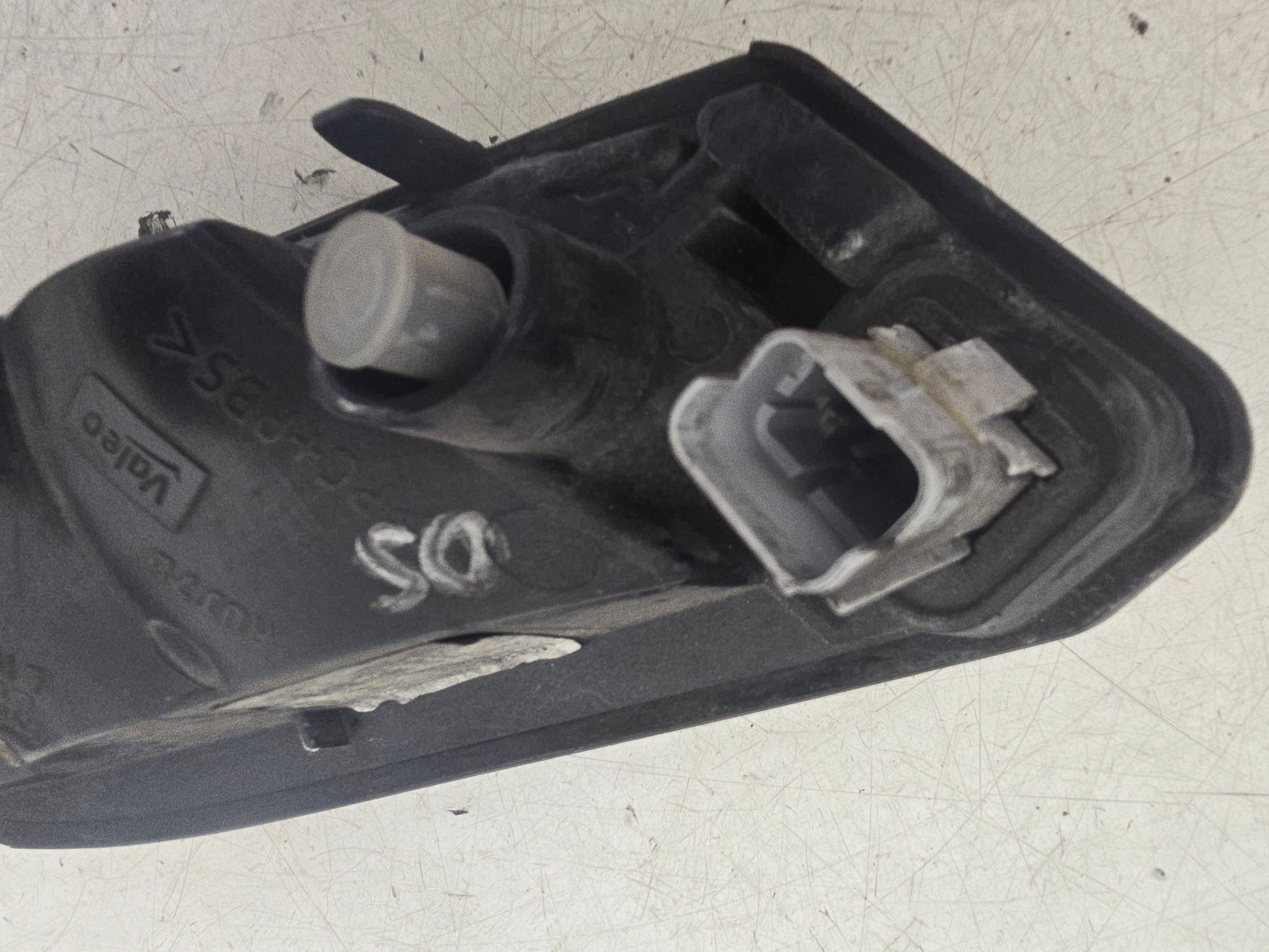 2011 Volvo XC60 Right Driver Side Daytime Running Light 31290874