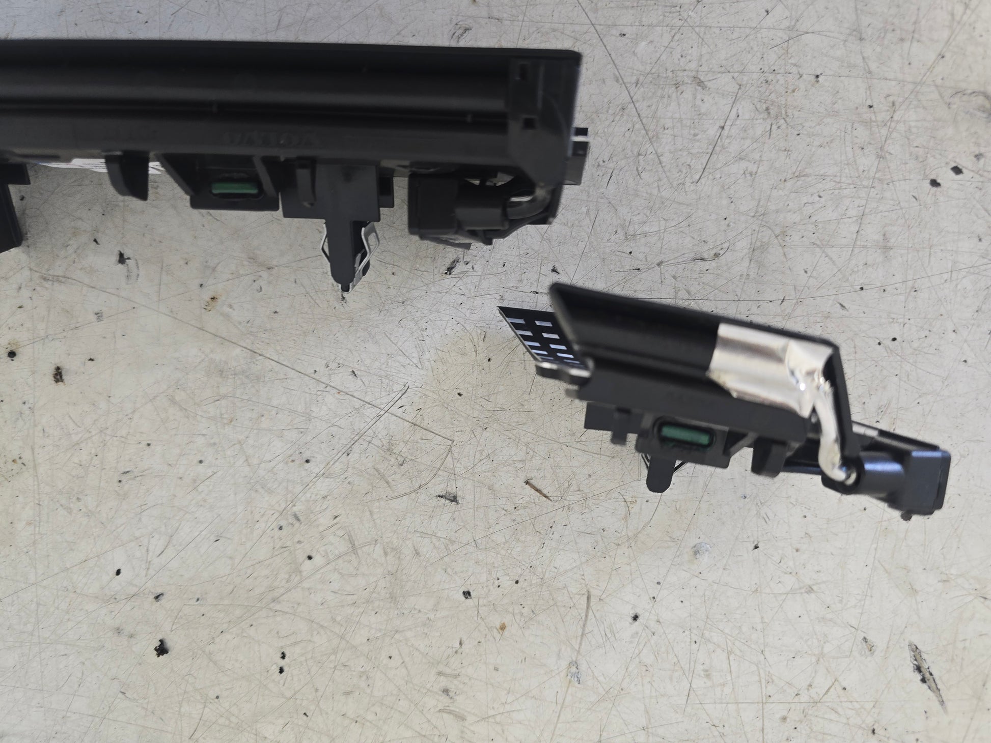 2017-2025 Volvo XC40 Dashboard Trim Panel Set 31442682