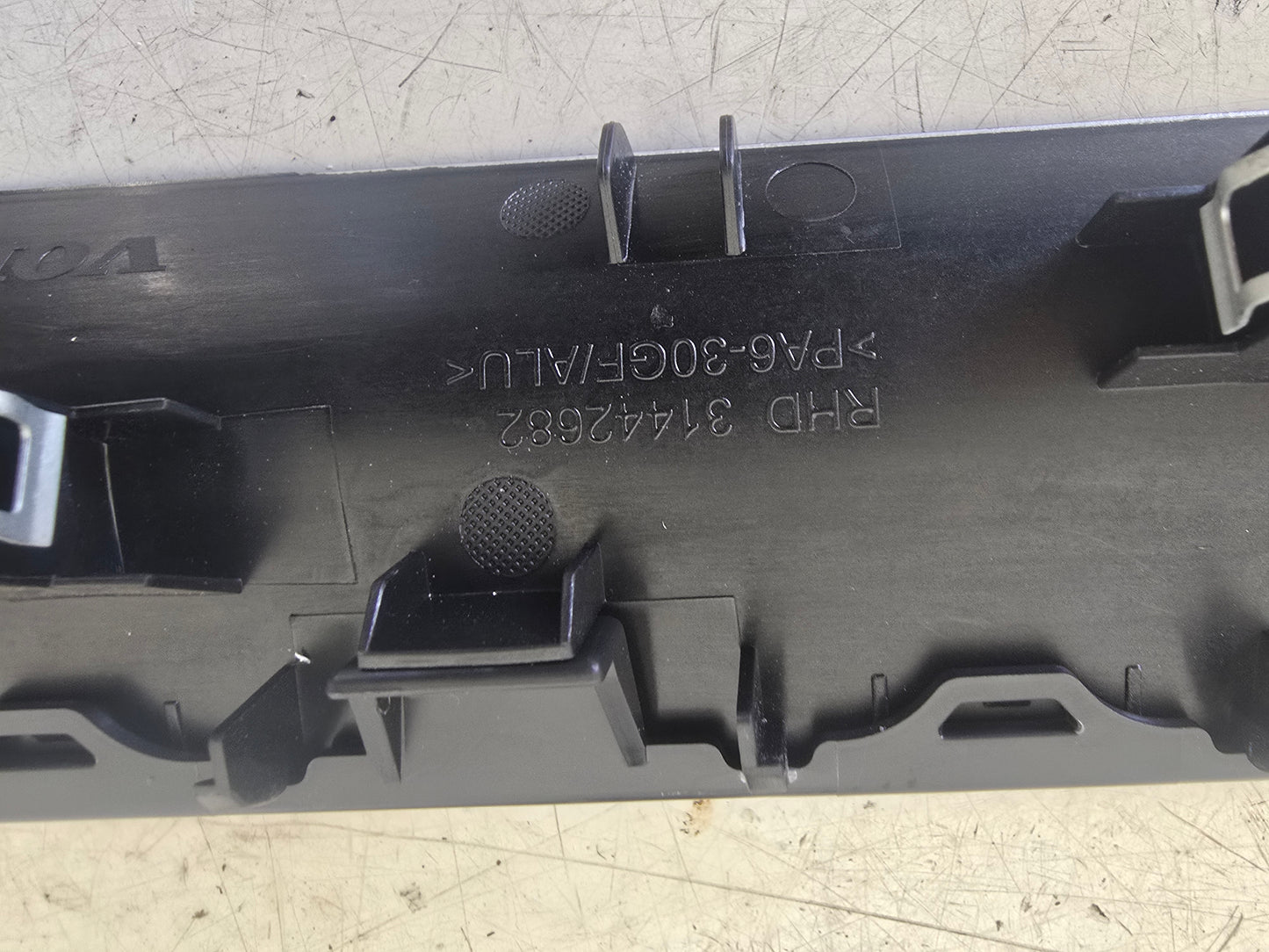 2017-2025 Volvo XC40 Dashboard Trim Panel Set 31442682