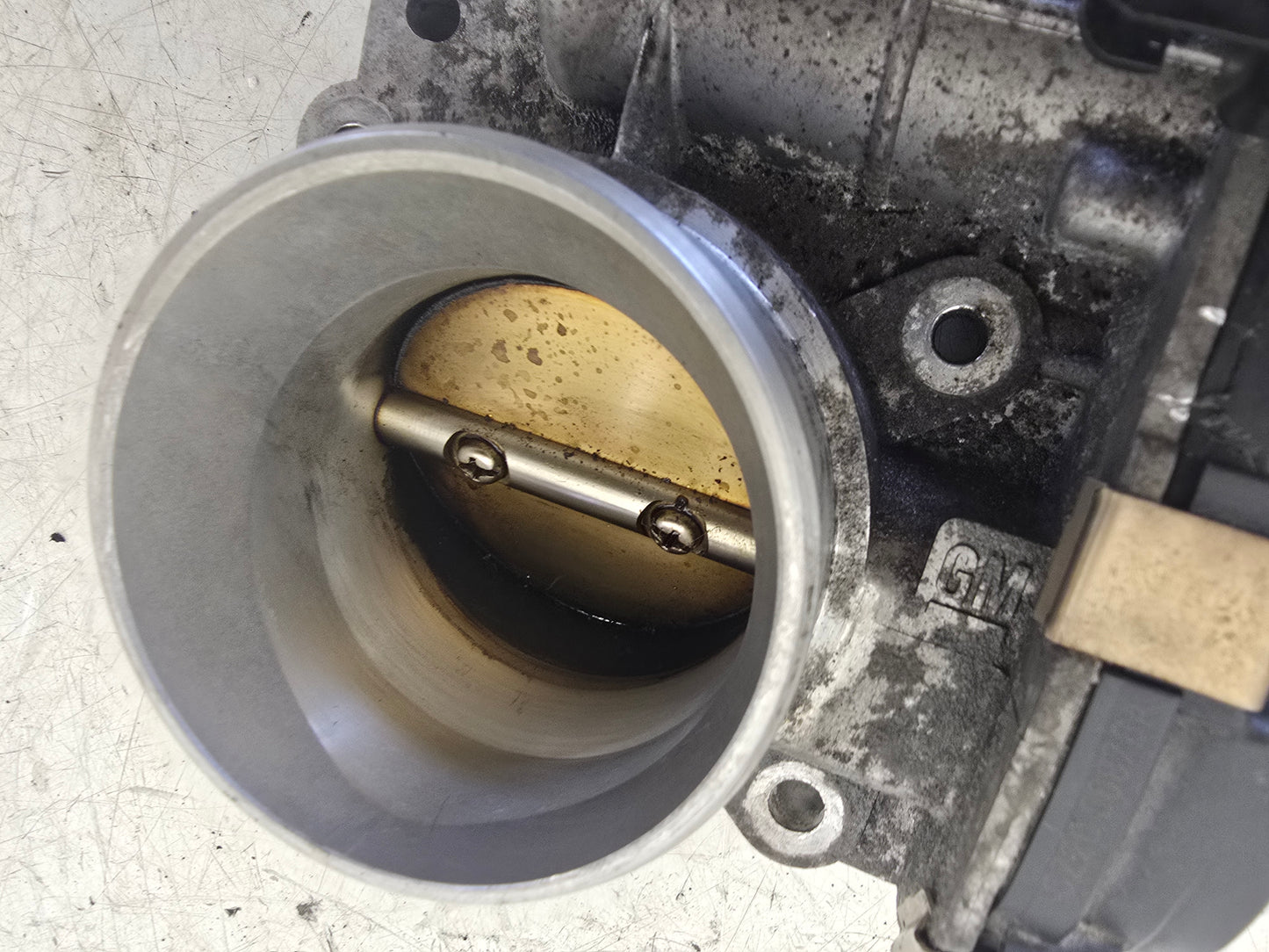 2007-2011 Saab 9-3 Throttle Body 55354710