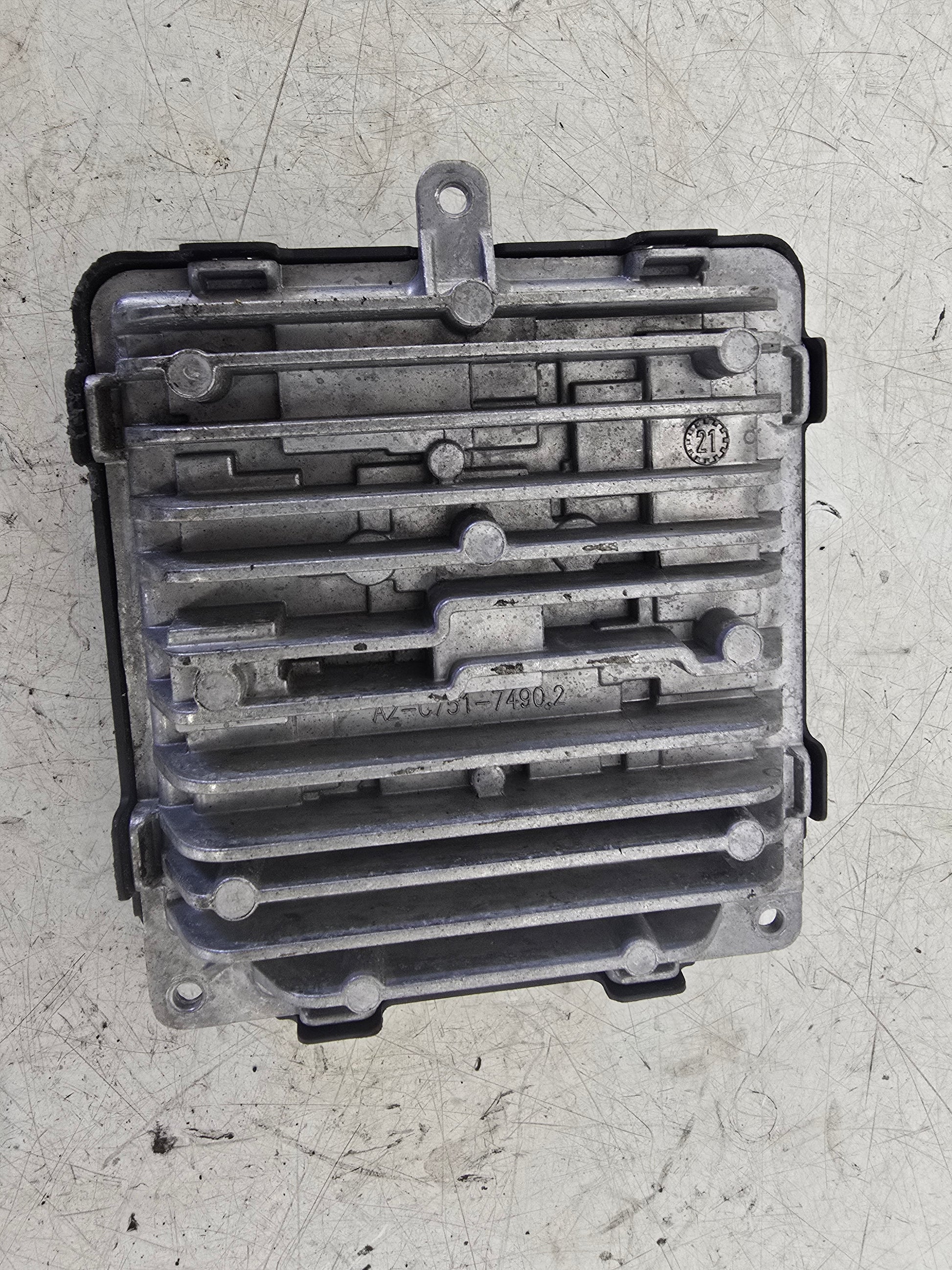 2018-2030 Volvo XC40 T3 Headlight Control Module 32365274