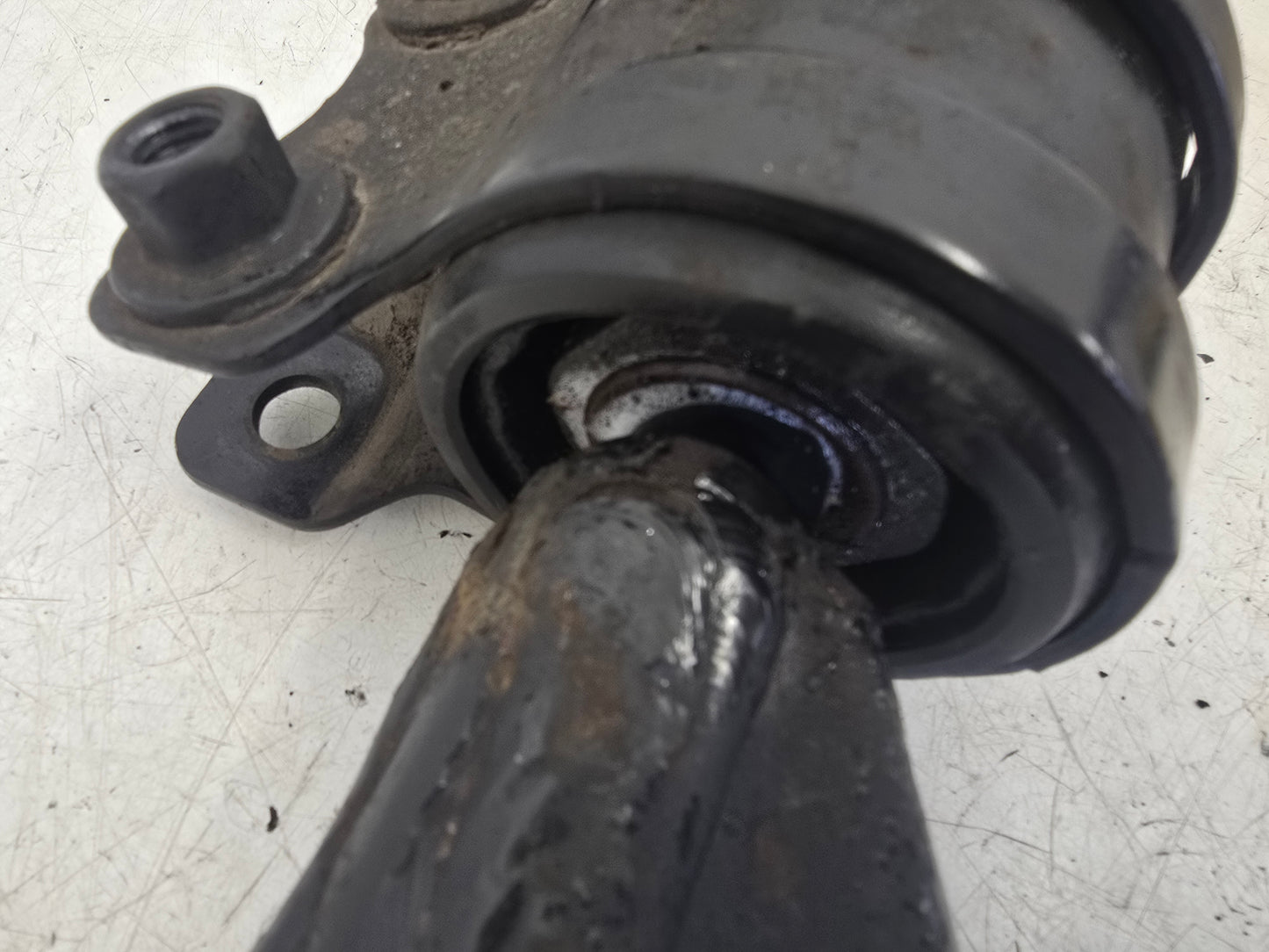2011 Volvo S40 II Left Front Control Arm Passenger Side 1.6D 1811695