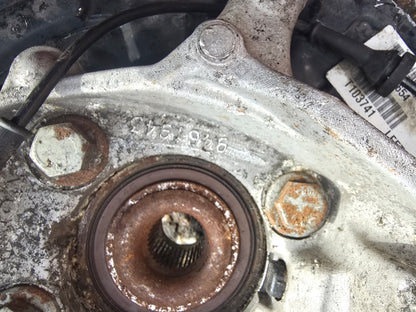 2007 Volvo S60 Left Front Hub Assembly 2.4 Diesel D5244T4 — VRAC Grade B