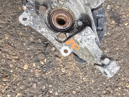 2007 Volvo S60 Left Front Hub Assembly 2.4 Diesel D5244T4 | VS Breakers