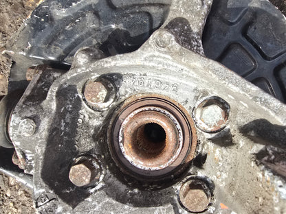 2007 Volvo S60 Left Front Hub Assembly 2.4 Diesel D5244T4 | VS Breakers