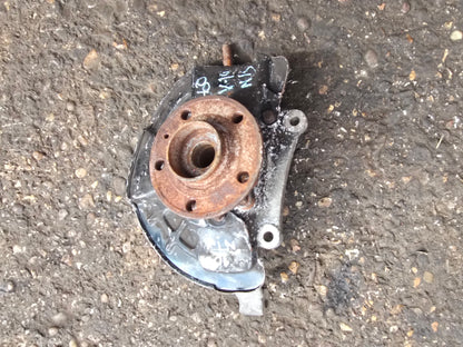 2000-2007 Volvo V70 Front Right Driver Hub Assembly 2.4 Diesel D5244T5