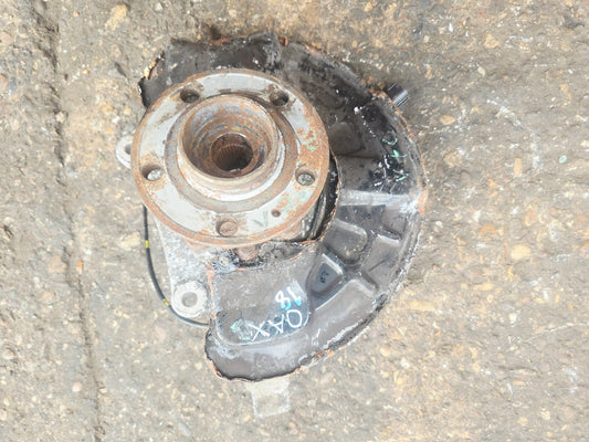 2001-2007 Volvo XC70 Front Right Hub Assembly 310860 D5 2.4 Diesel