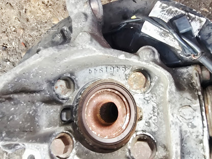 2000-2009 Volvo S60 Front Right Hub Assembly 2.4D D5244T4 Automatic