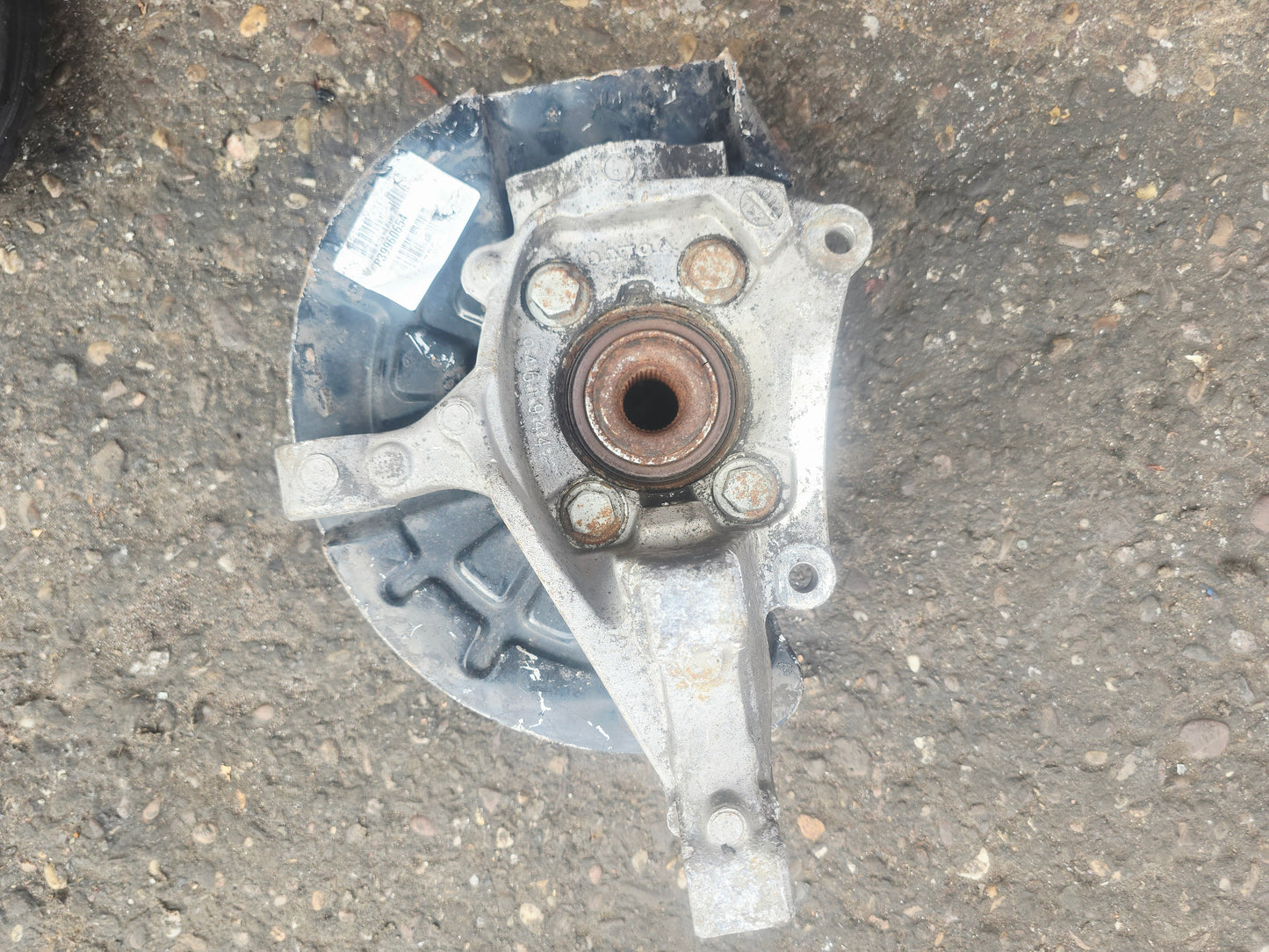 2000-2007 Volvo V70 Front Right Hub Assembly 2.4 Diesel D5244T5