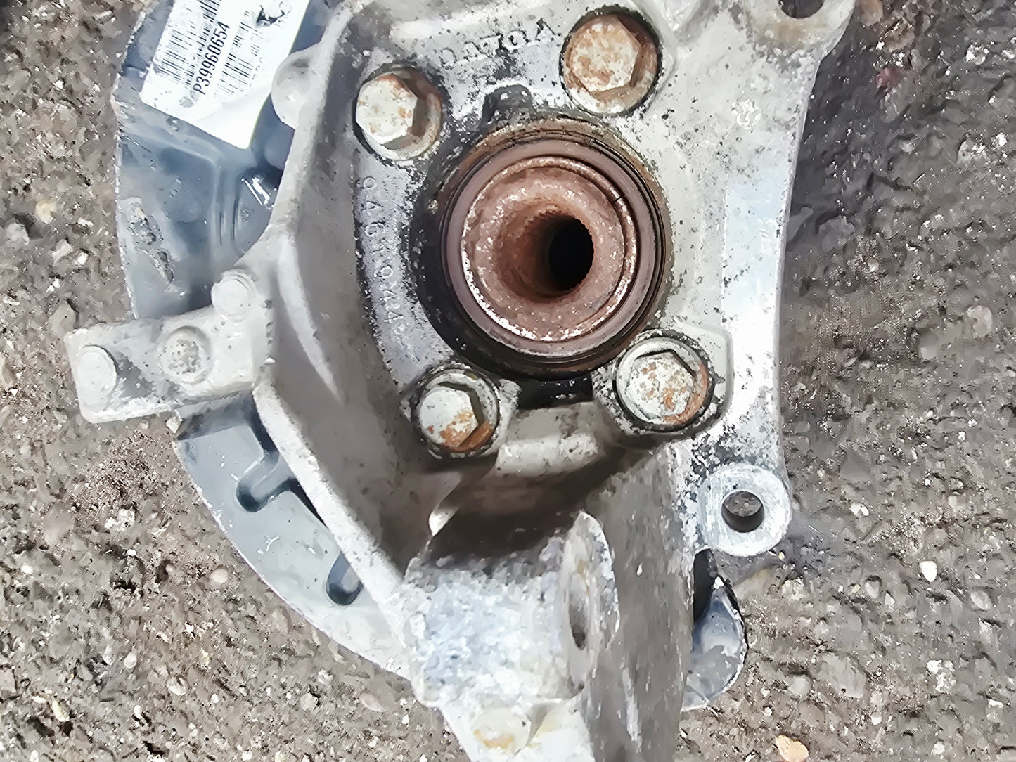 2005 Volvo V70 Front Right Hub Assembly 2.4D D5244T5 2000-2007