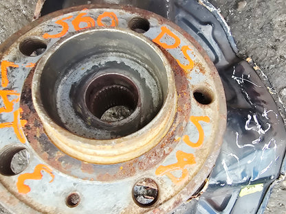 2000-2009 Volvo S60 Front Right Hub Assembly 2.4 Diesel — No ABS Sensor | VS Breakers Ltd