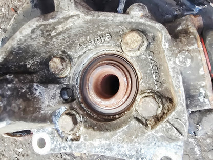 2000-2009 Volvo S60 Front Right Hub Assembly 2.4 Diesel — No ABS Sensor | VS Breakers Ltd