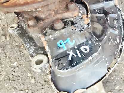 2001-2007 Volvo XC70 Front Right Hub Assembly 310860