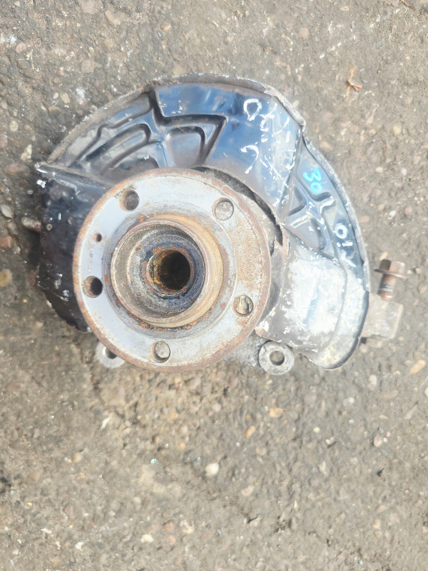 2005 Volvo V70 Front Right Hub Assembly 2.4 Diesel D5244T5 2000-2007