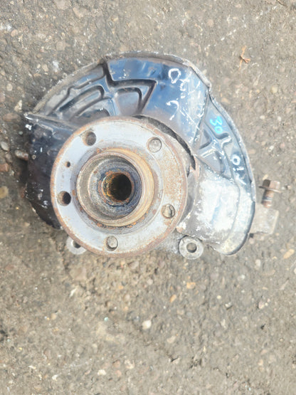 2005 Volvo V70 Front Right Hub Assembly 2.4 Diesel D5244T5 2000-2007