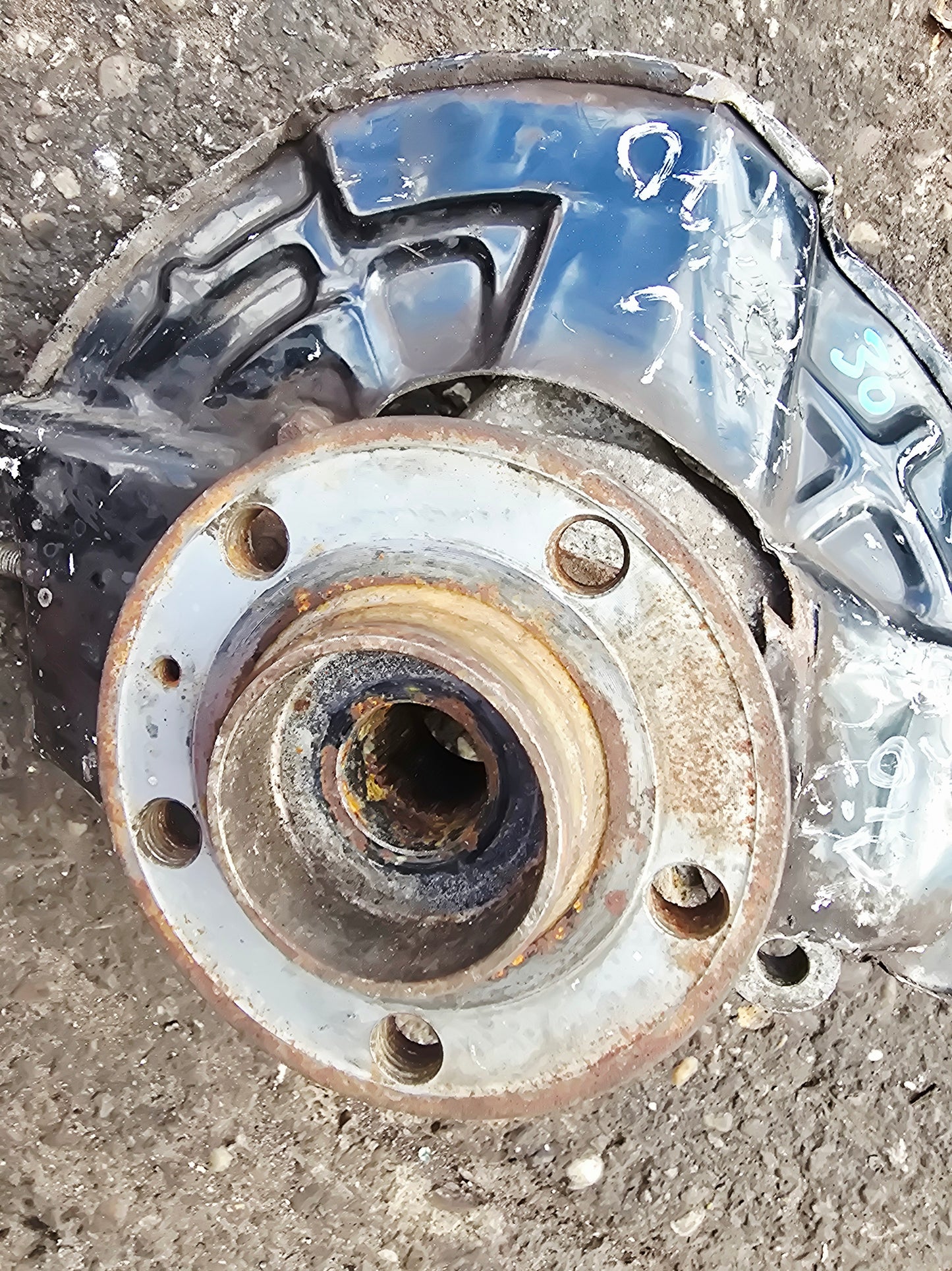 2005 Volvo V70 Front Right Hub Assembly 2.4 Diesel D5244T5 2000-2007