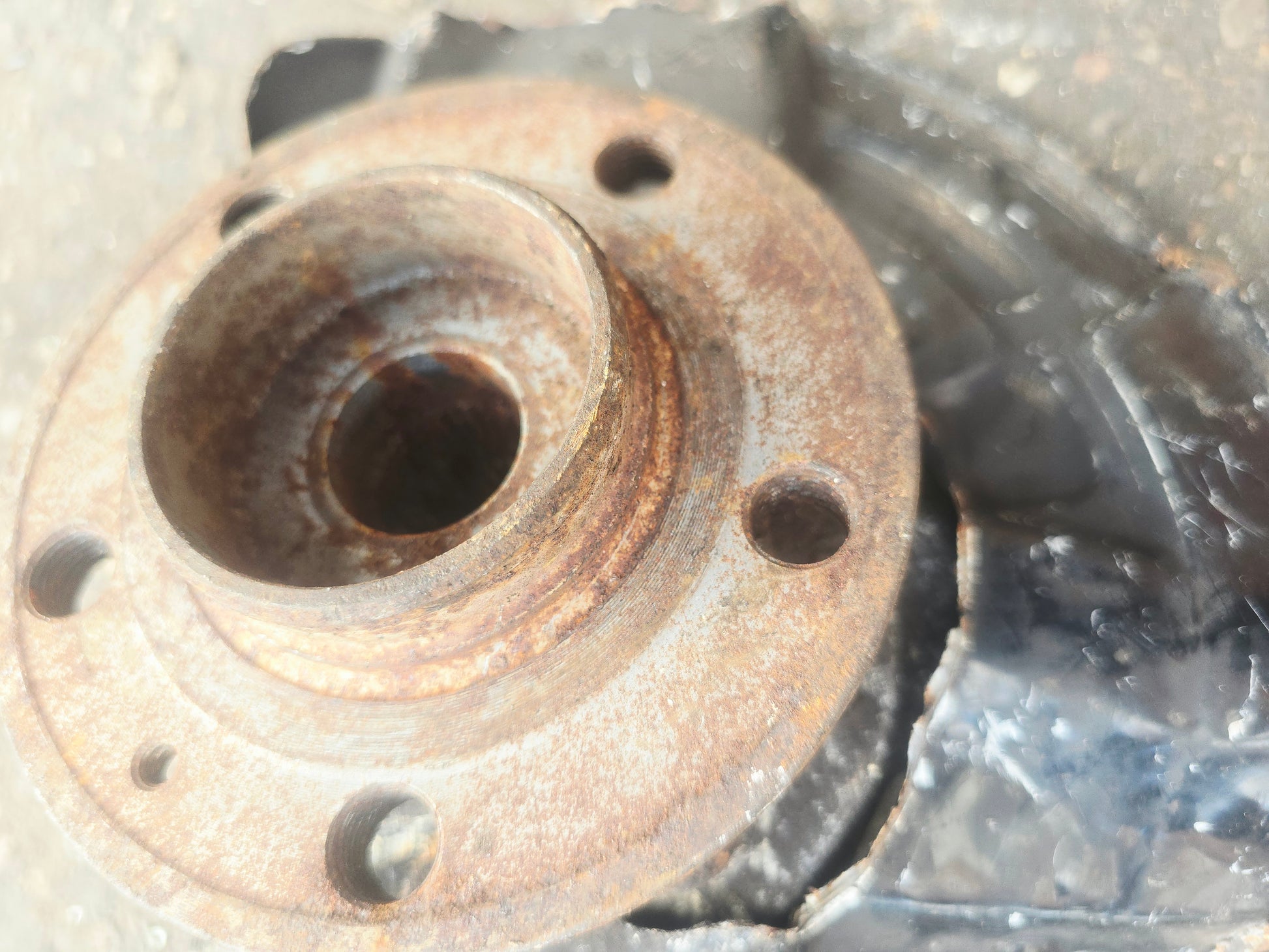 2004 Volvo S80 Front Right Driver Hub Assembly 2002-2006 2.4 Diesel