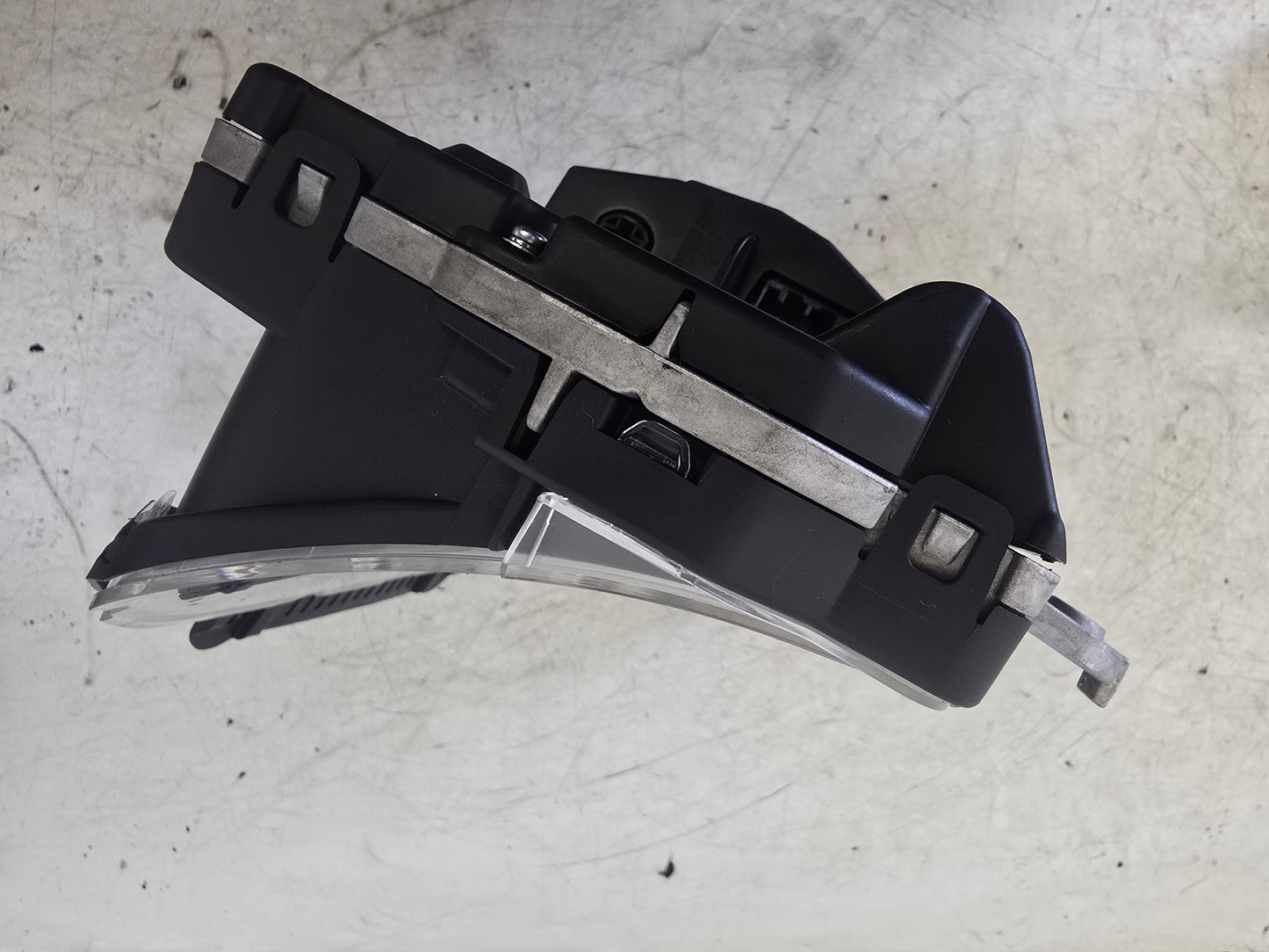 32311937 Volvo XC40 536 T3 Instrument Cluster 2017-2025 1.5 Petrol Automatic Grade A