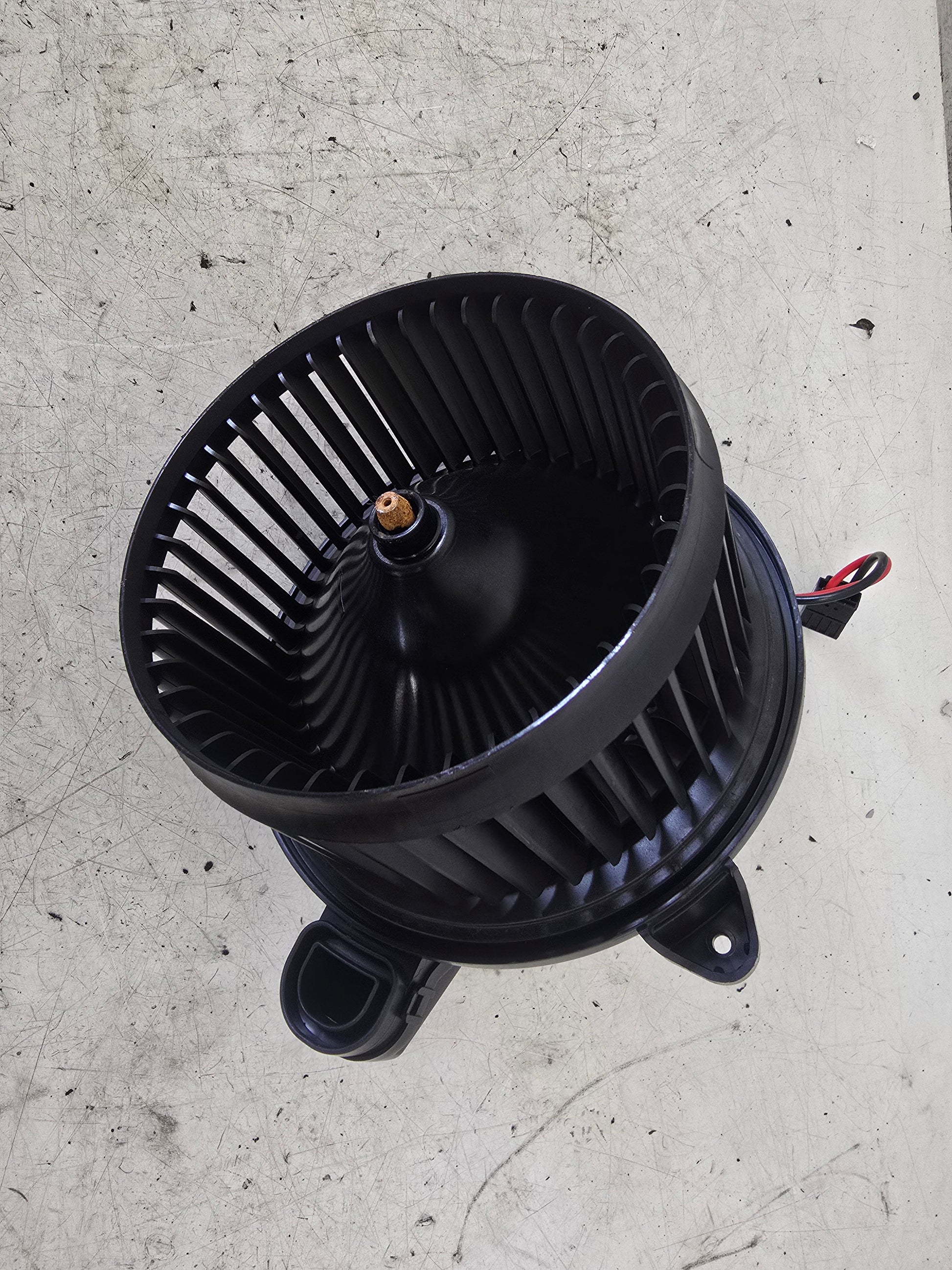 31497511 Volvo XC40 T3 HVAC Blower Motor Impeller 2019-2026 | VS Breakers Nottingham