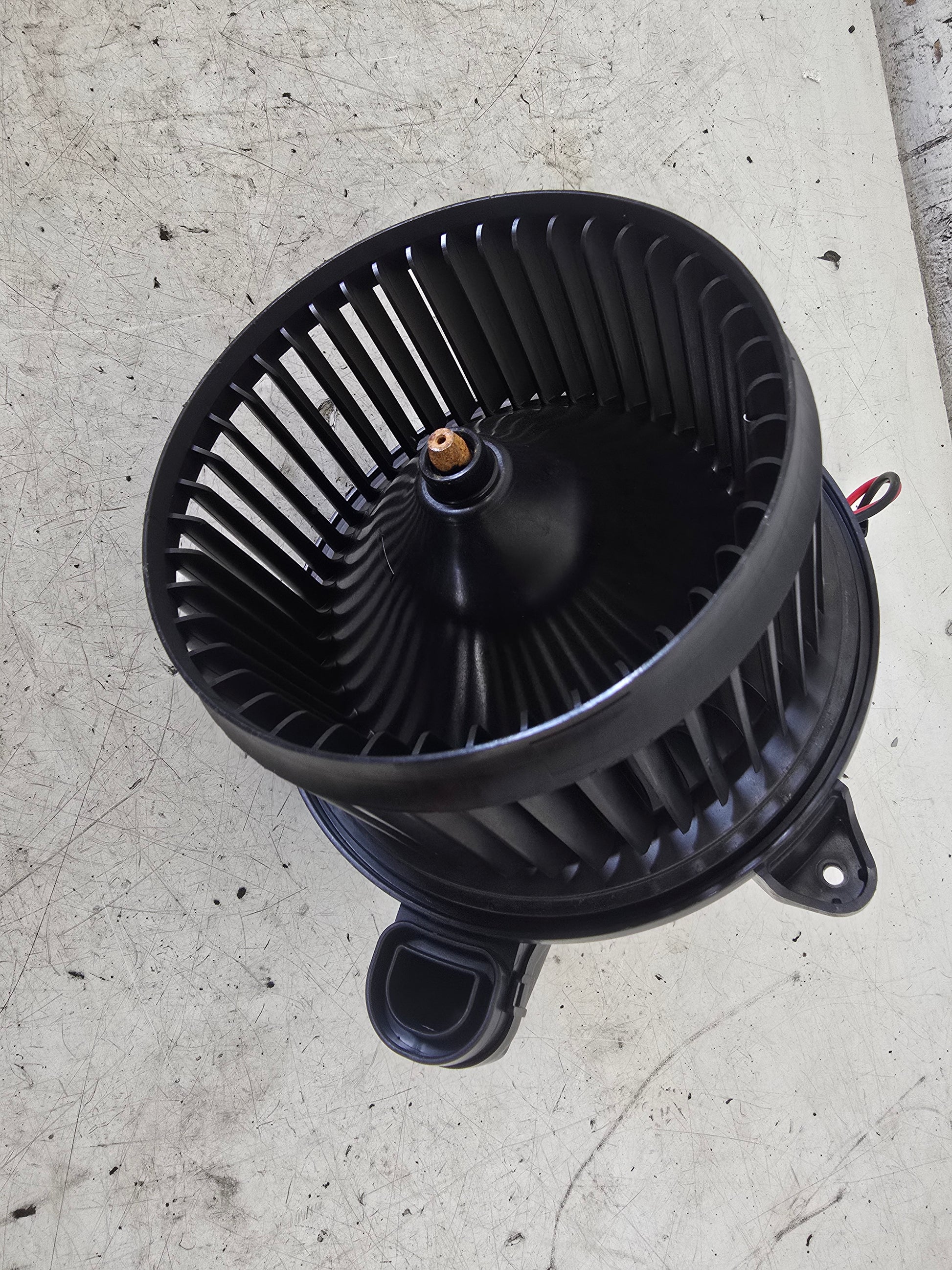 31497511 Volvo XC40 T3 HVAC Blower Motor Impeller 2019-2026 | VS Breakers Nottingham
