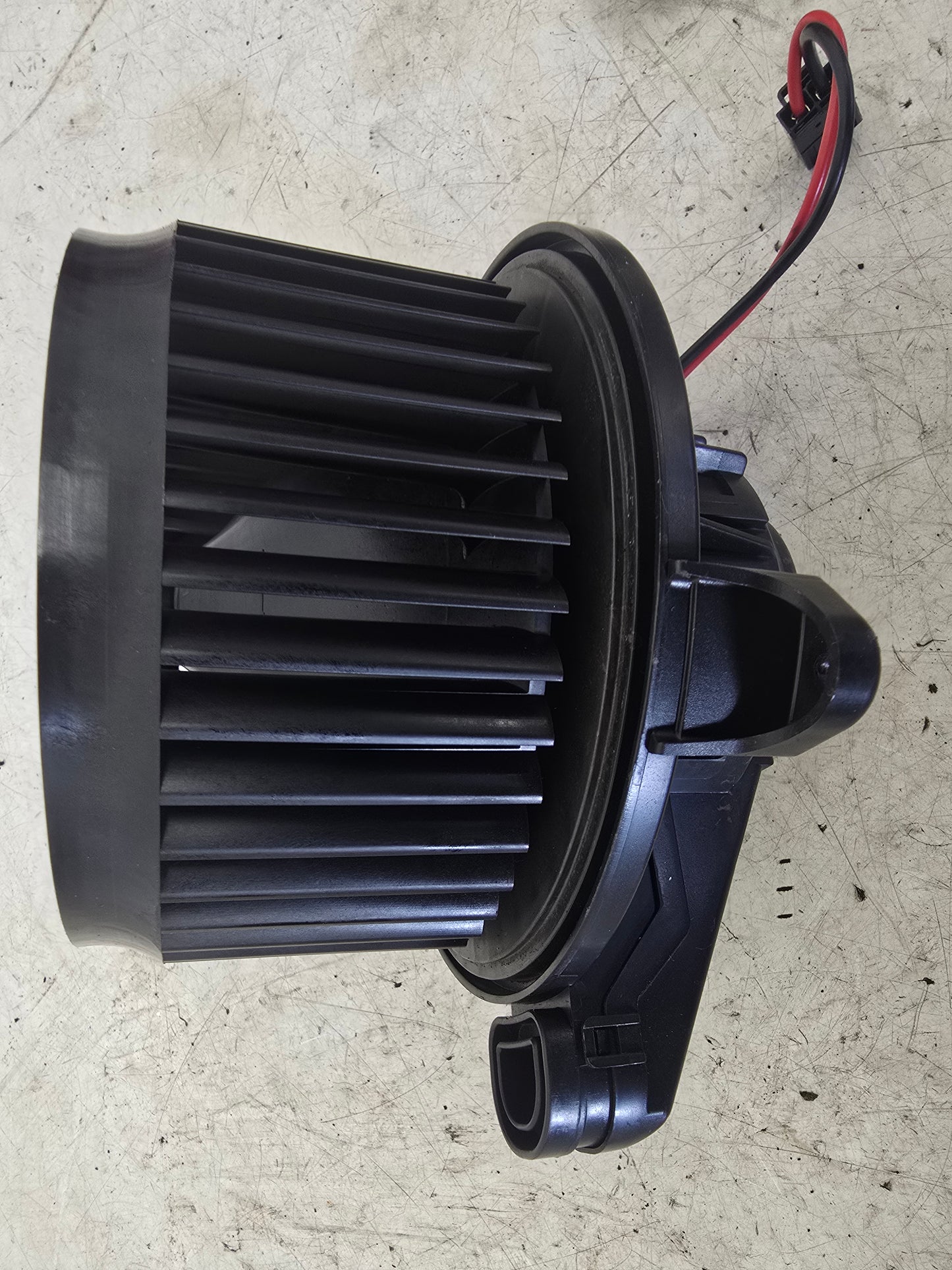 31497511 Volvo XC40 T3 HVAC Blower Motor Impeller 2019-2026 | VS Breakers Nottingham