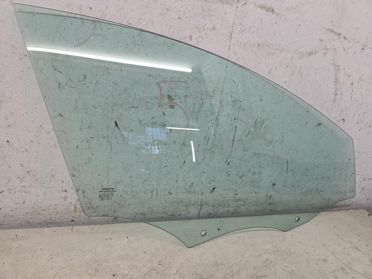 2012 Volvo V60 Estate Front Driver Door Window Glass AS2 Tint D5204T3-A — VS Breakers Nottingham