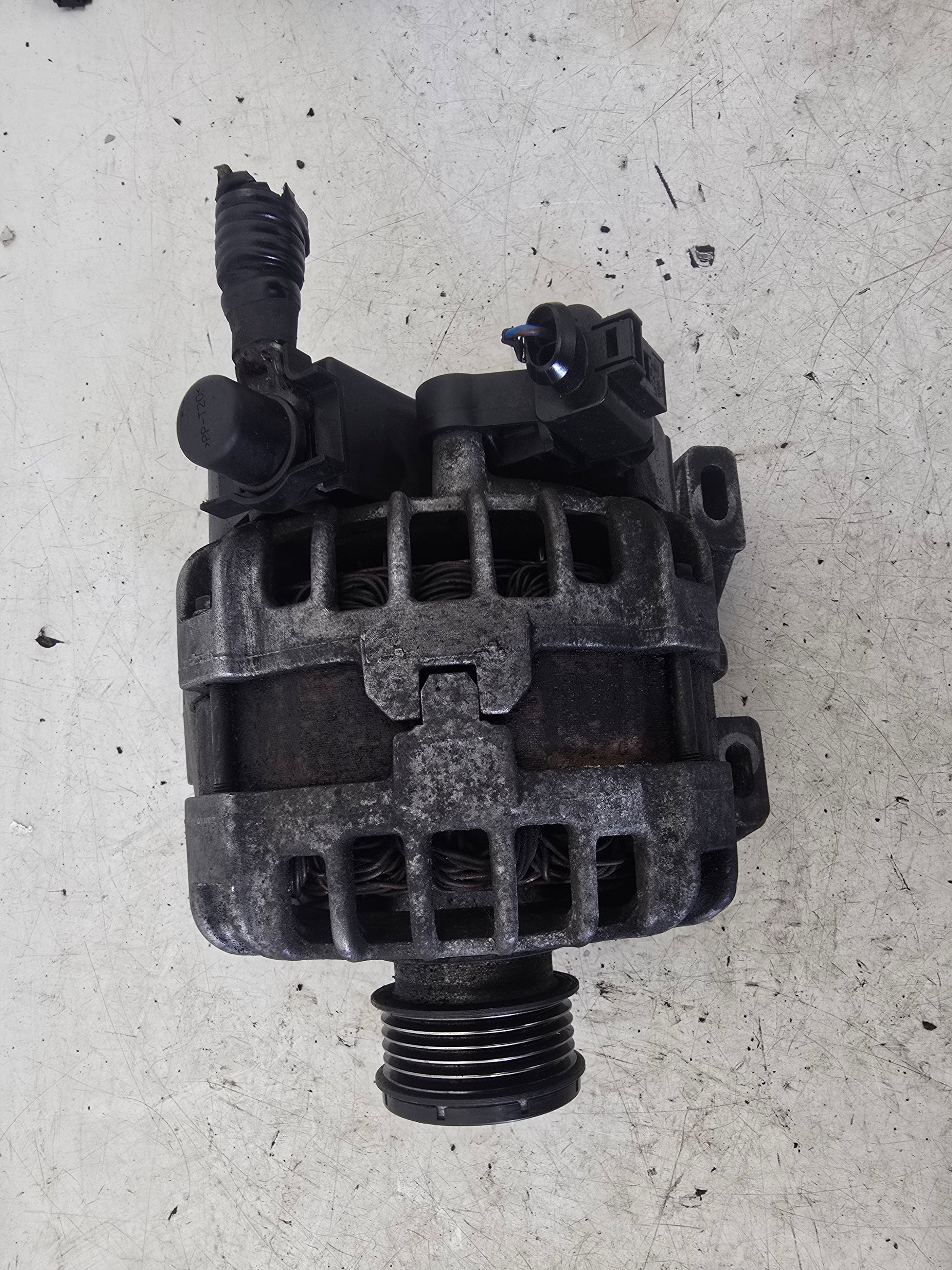 2011 Volvo XC60 2.4 Diesel Alternator VRAC Grade A — VS Breakers Nottingham