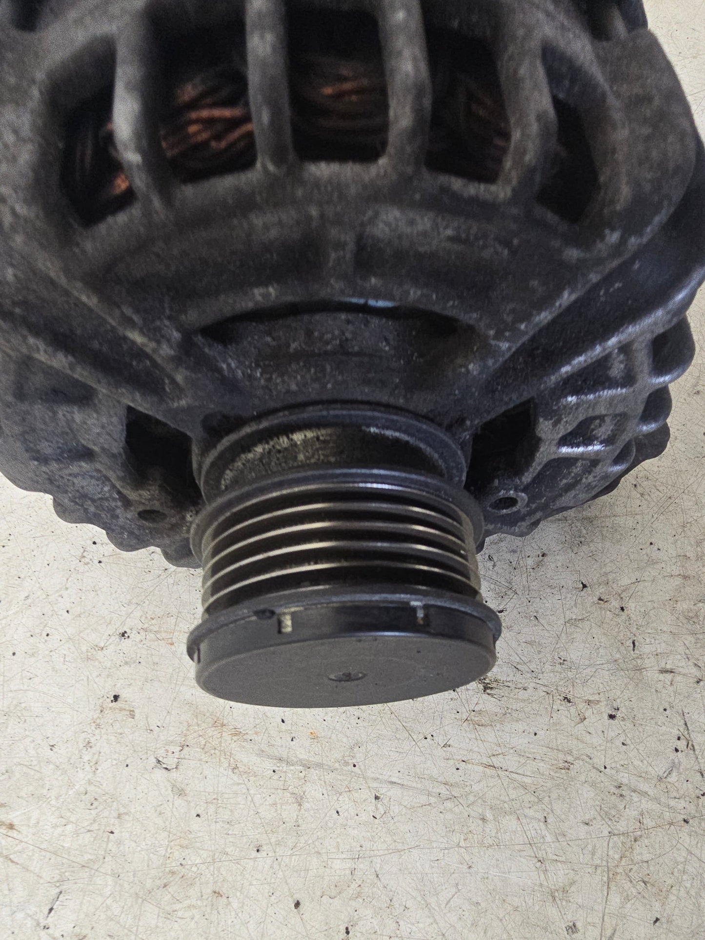 2011 Volvo XC60 2.4 Diesel Alternator VRAC Grade A — VS Breakers Nottingham