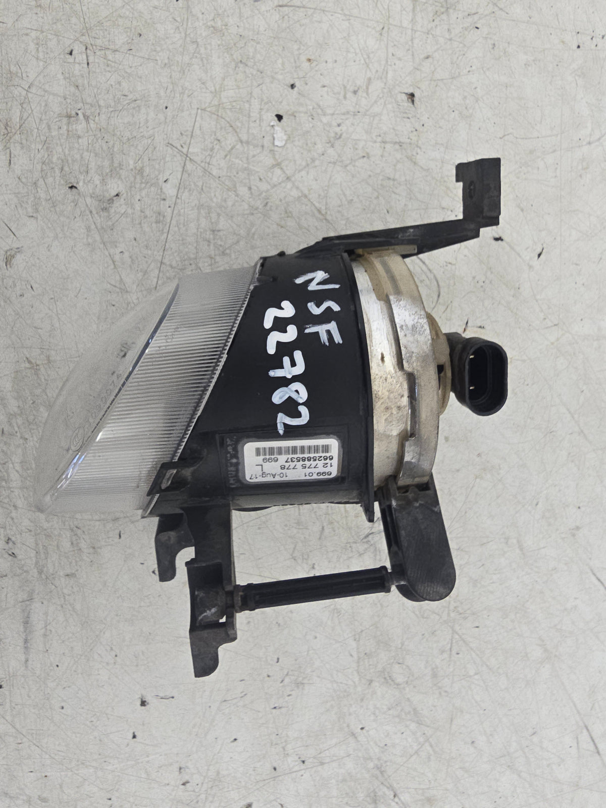2010-2012 Saab 9-5 NG95 Left Passenger Front Fog Light 12775778 — VS Breakers Nottingham