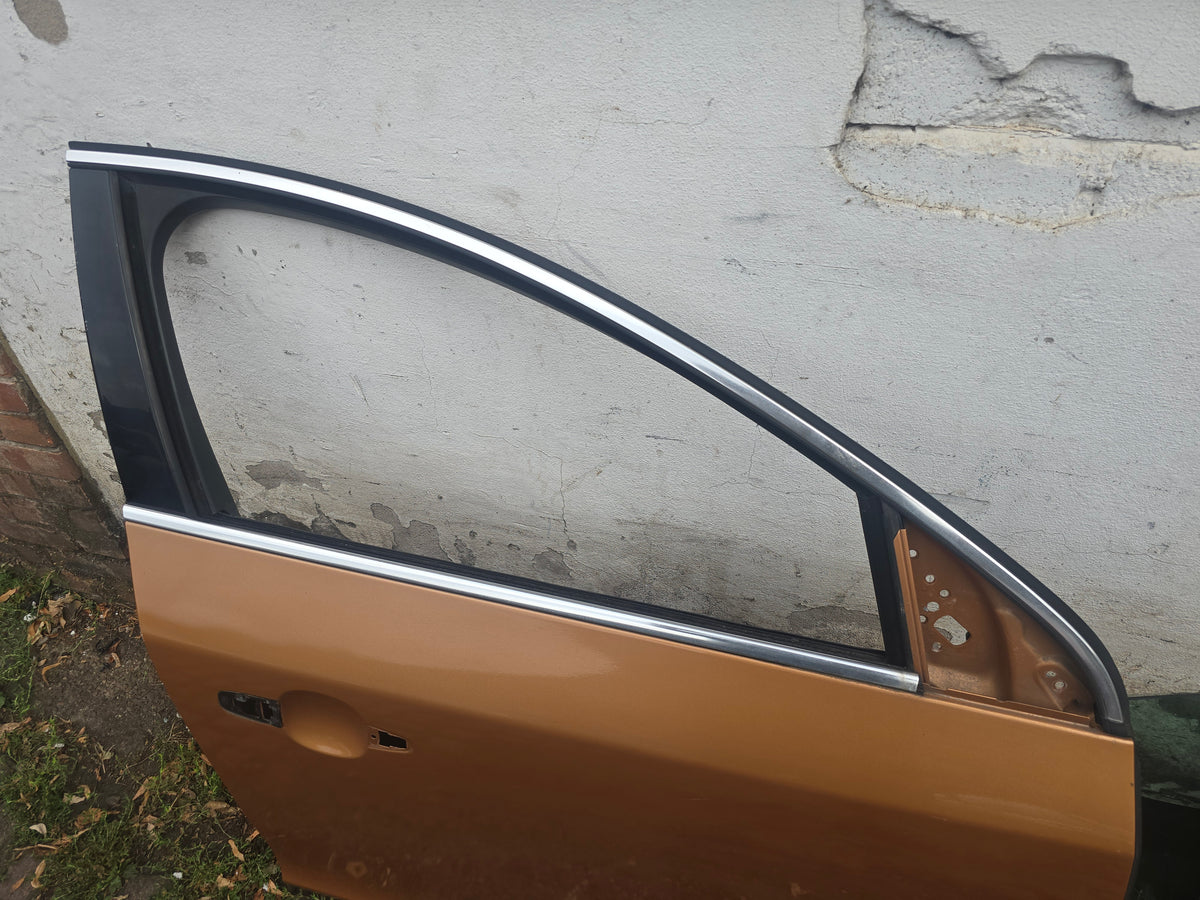 2010-2018 Volvo V60 Front Right Driver Door Bronze Bare OEM 9909