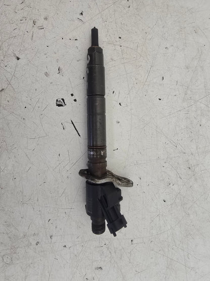 2010-2014 Volvo V40 Diesel Injector 31303238 1969cc B5204T8 — VS Breakers Nottingham