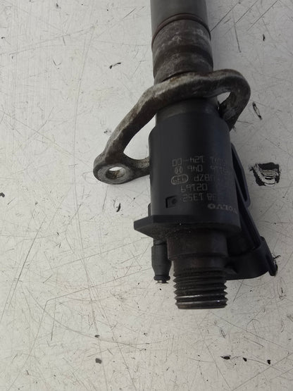 2010-2014 Volvo V40 Diesel Injector 31303238 1969cc B5204T8 — VS Breakers Nottingham