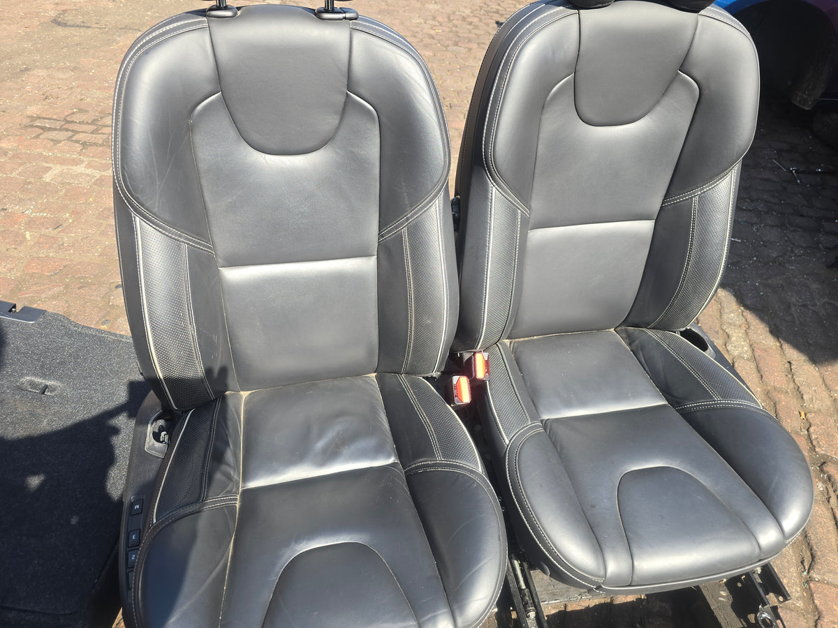 Genuine Volvo V40 Hatchback Full Leather Interior Bursting Blue 2012-2019 D4204T13 D4204T8