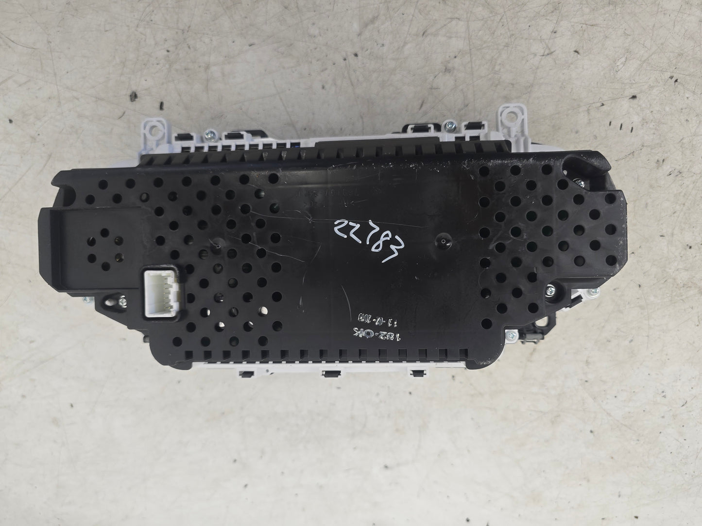 31665045 Volvo V40 Speedo Clocks Instrument Cluster 2012-2019 — Genuine Grade A
