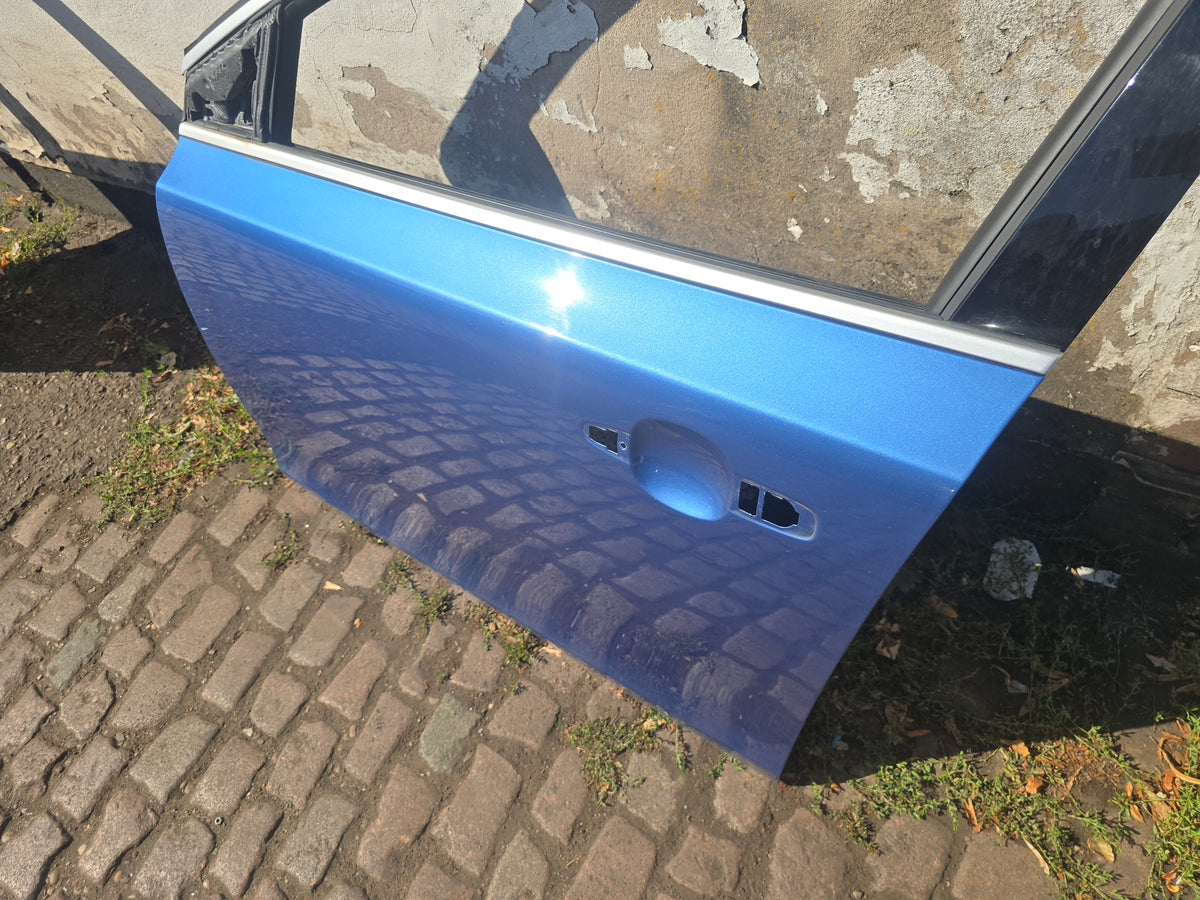 2012-2019 Volvo V40 Hatchback Front Left Passenger Door Bursting Blue D4204T13 D4204T8 — Genuine