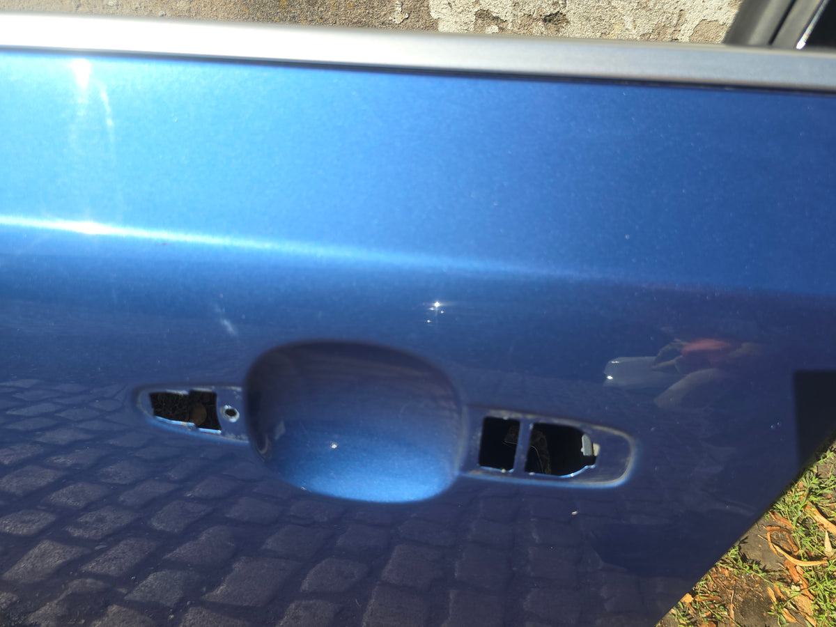 2012-2019 Volvo V40 Hatchback Front Left Passenger Door Bursting Blue D4204T13 D4204T8 — Genuine