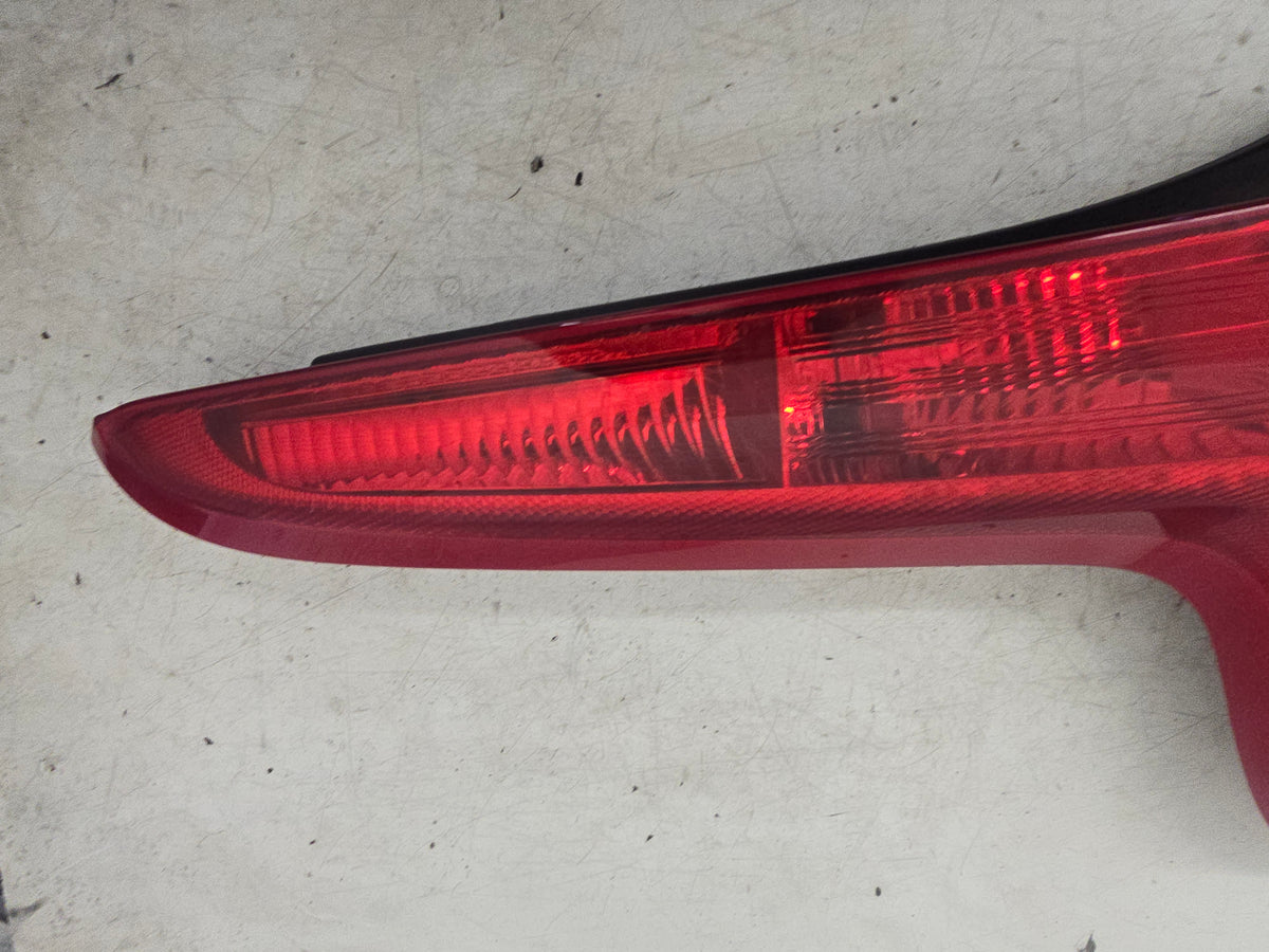 31213913 Volvo C30 Left Passenger Tail Light On Body 2006-2013 Genuine