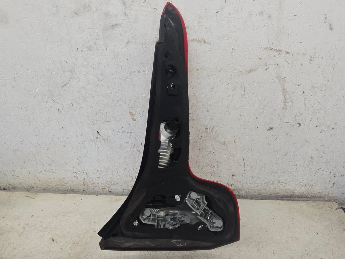 31213913 Volvo C30 Rear Left Passenger Tail Light On Body 2006–2013 Silver Genuine