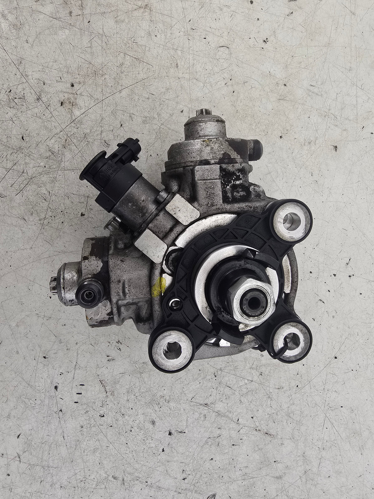2006-2013 Volvo C30 C70 Fuel Pump 31272896 2400cc D5244T Diesel Genuine