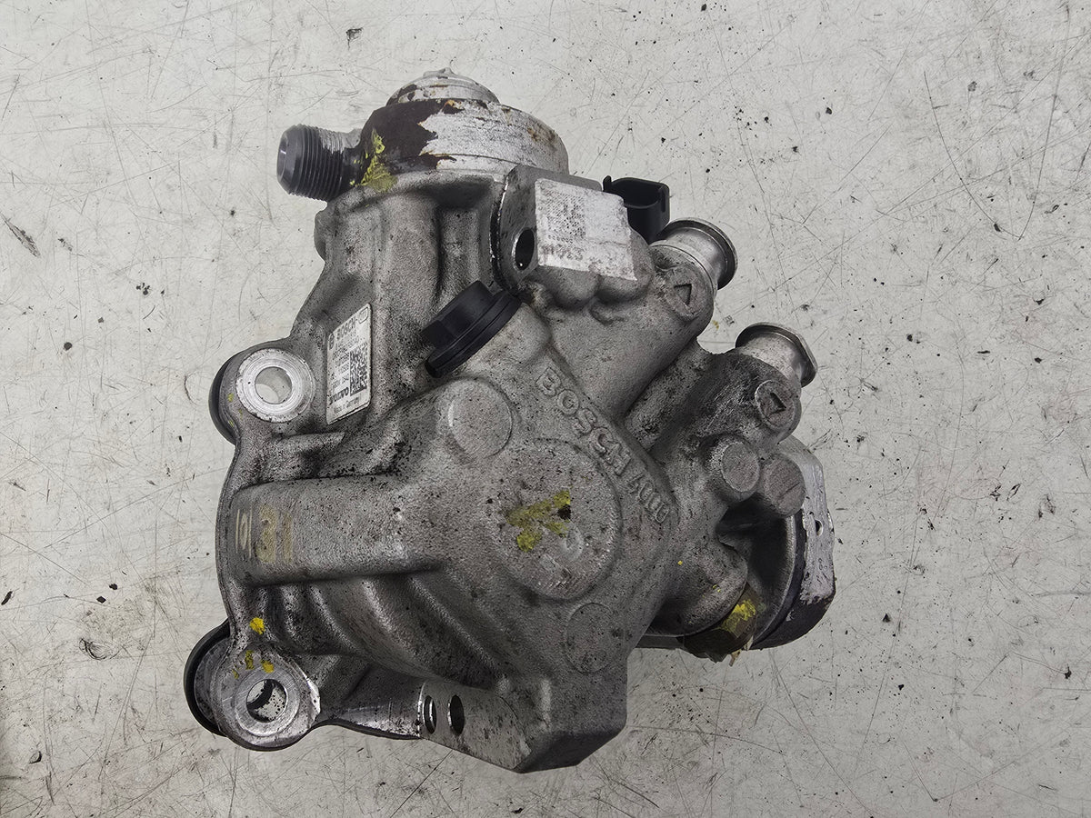 2006-2013 Volvo C30 C70 Fuel Pump 31272896 2400cc D5244T Diesel Genuine