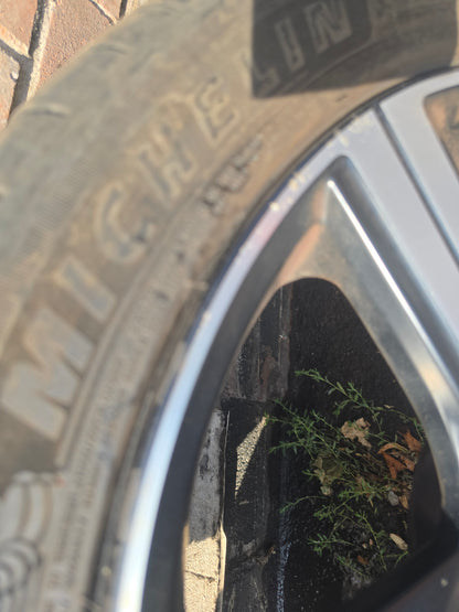 2012-2019 Volvo V40 Hatchback Diamond Cut Alloy Wheel 31423871 — Genuine